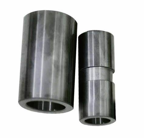 Silicon carbide kiln rollers and protection tubes