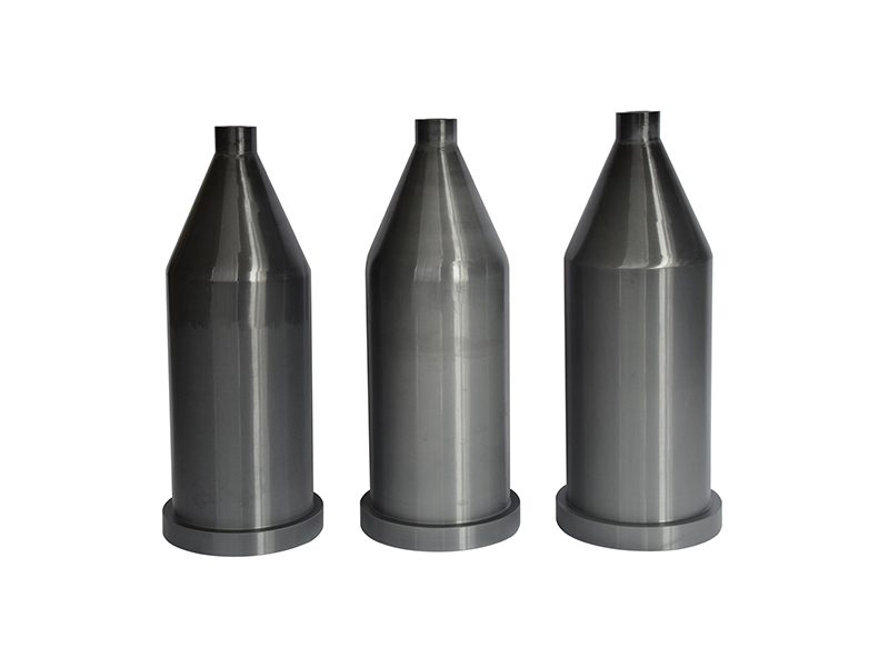 Silicon nitride ceramic nozzles for foundry