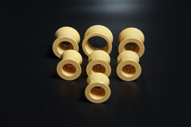 Zirconia ceramic bushings nuts and threaded fittings